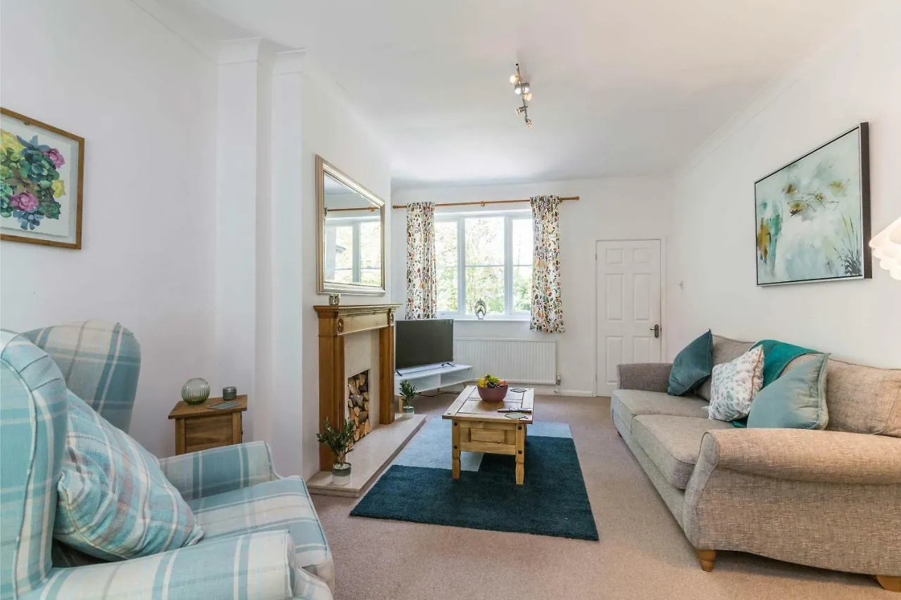 De Luxe Short Stays-Mapperley House Nottingham